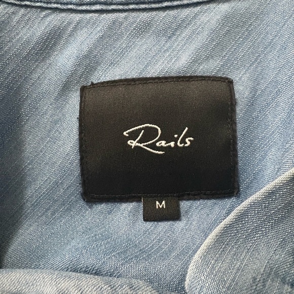 Rails Military Patch Lightweight Chambray Long Sleeve Casual Button Down Shirt - Picture 3 of 13